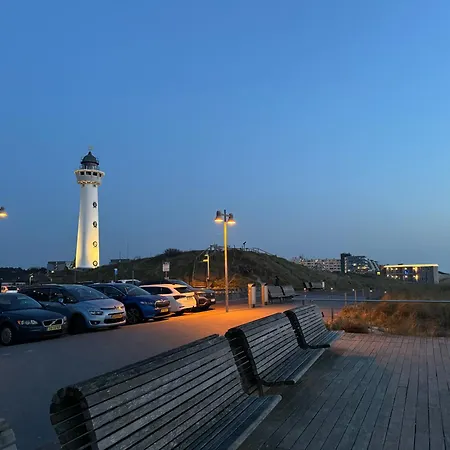 Aan Zee - 100m Appartement