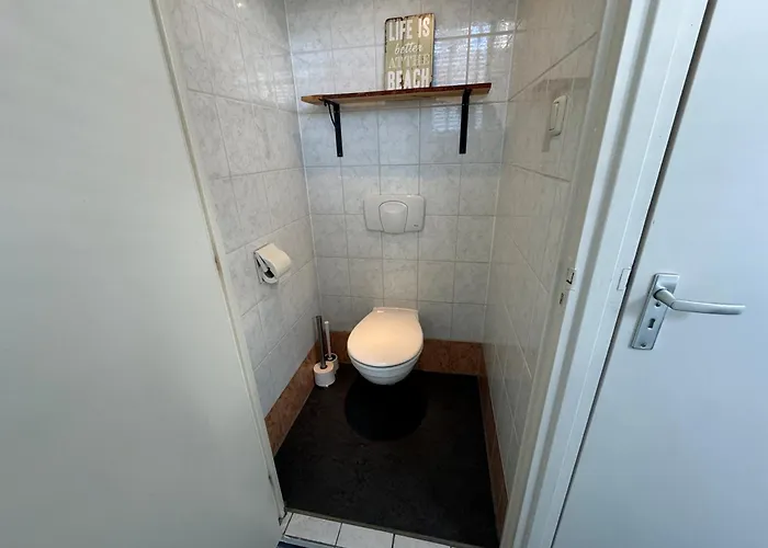 Aan Zee - 100m Appartement