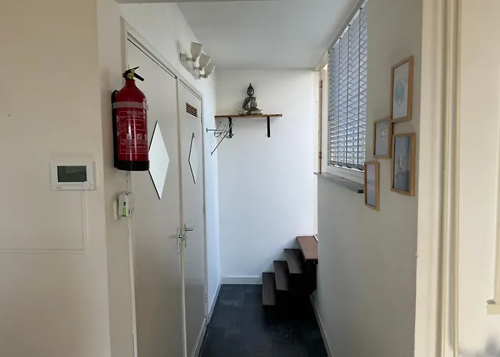 Aan Zee - 100m Appartement *