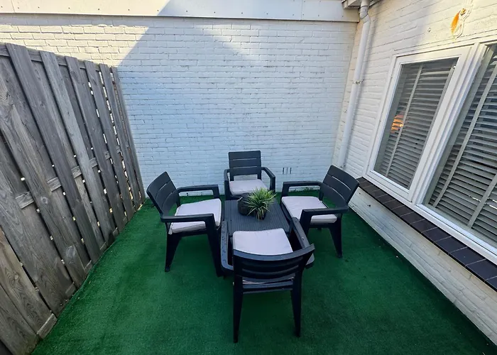 Aan Zee - 100m * Egmond aan Zee